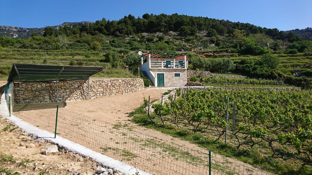 Holiday Home Vineyard House Bol Exterior foto